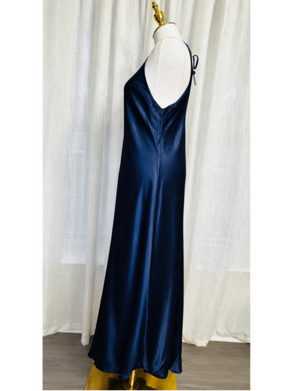 Rails Solene Navy Satin Maxi Dress Size L NWT $228 Open Back Tie - Picture 4 of 7